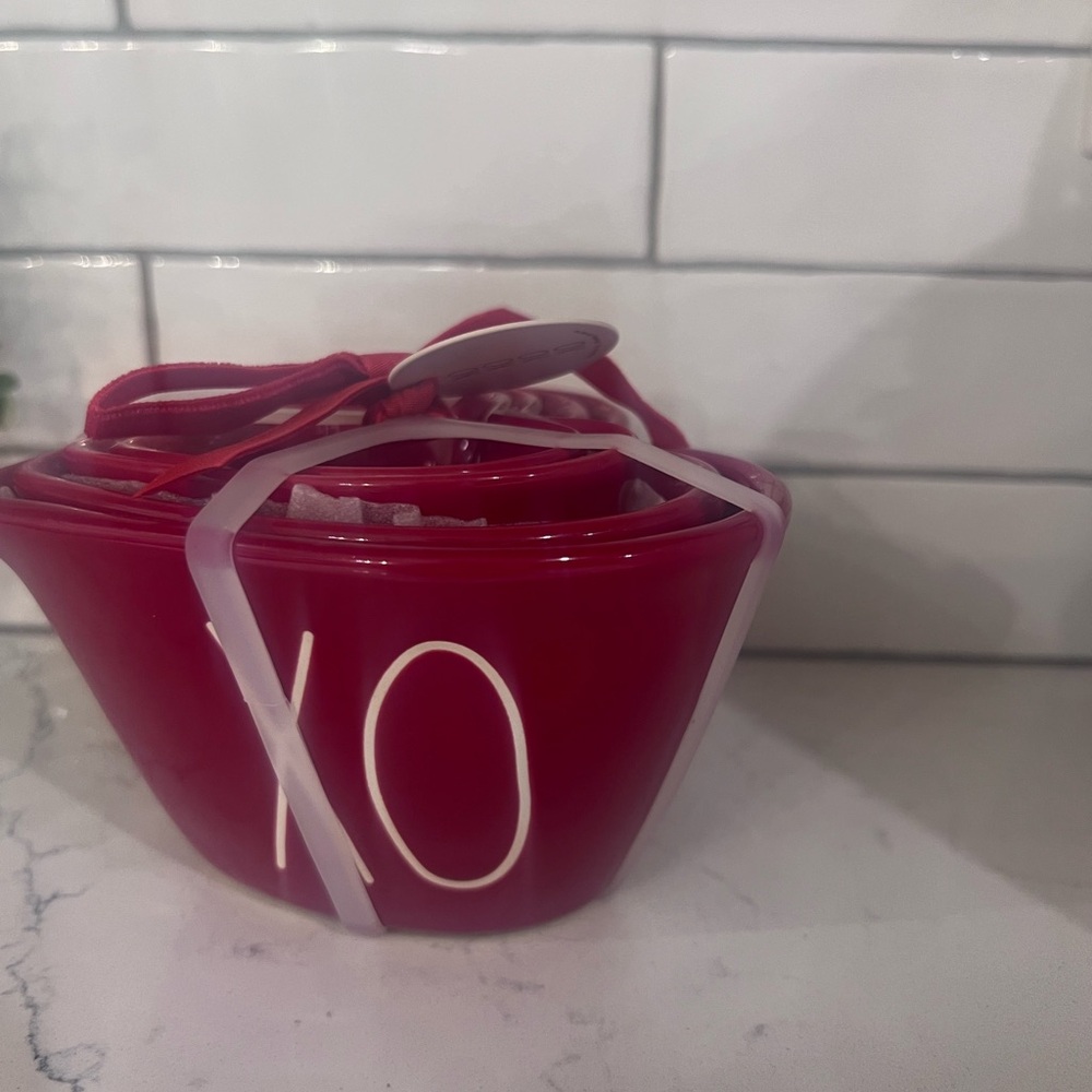 NWT Rae Dunn Red XO Heart Measuring Cups Valentines